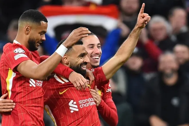 Salah Desactiva al Bolonia con un Golazo y Asistencia en la Victoria del Liverpool 2-0